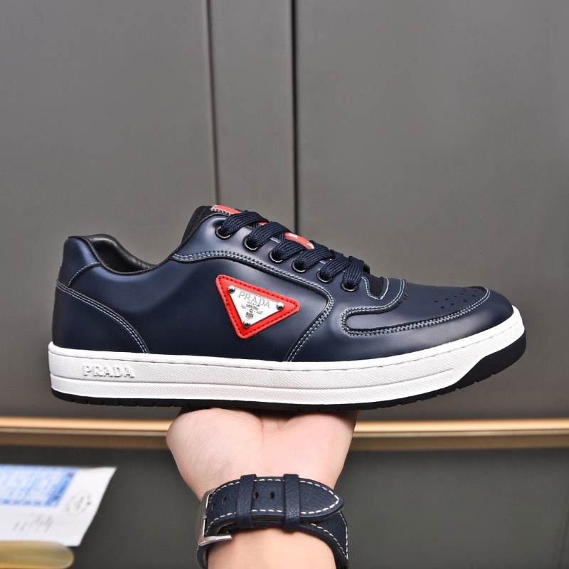 Pra*a casual shoes